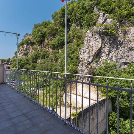 Stunning Apartment In Quiet Street Near Center With Free Parking 4 Floor Rijeka Dış mekan fotoğraf
